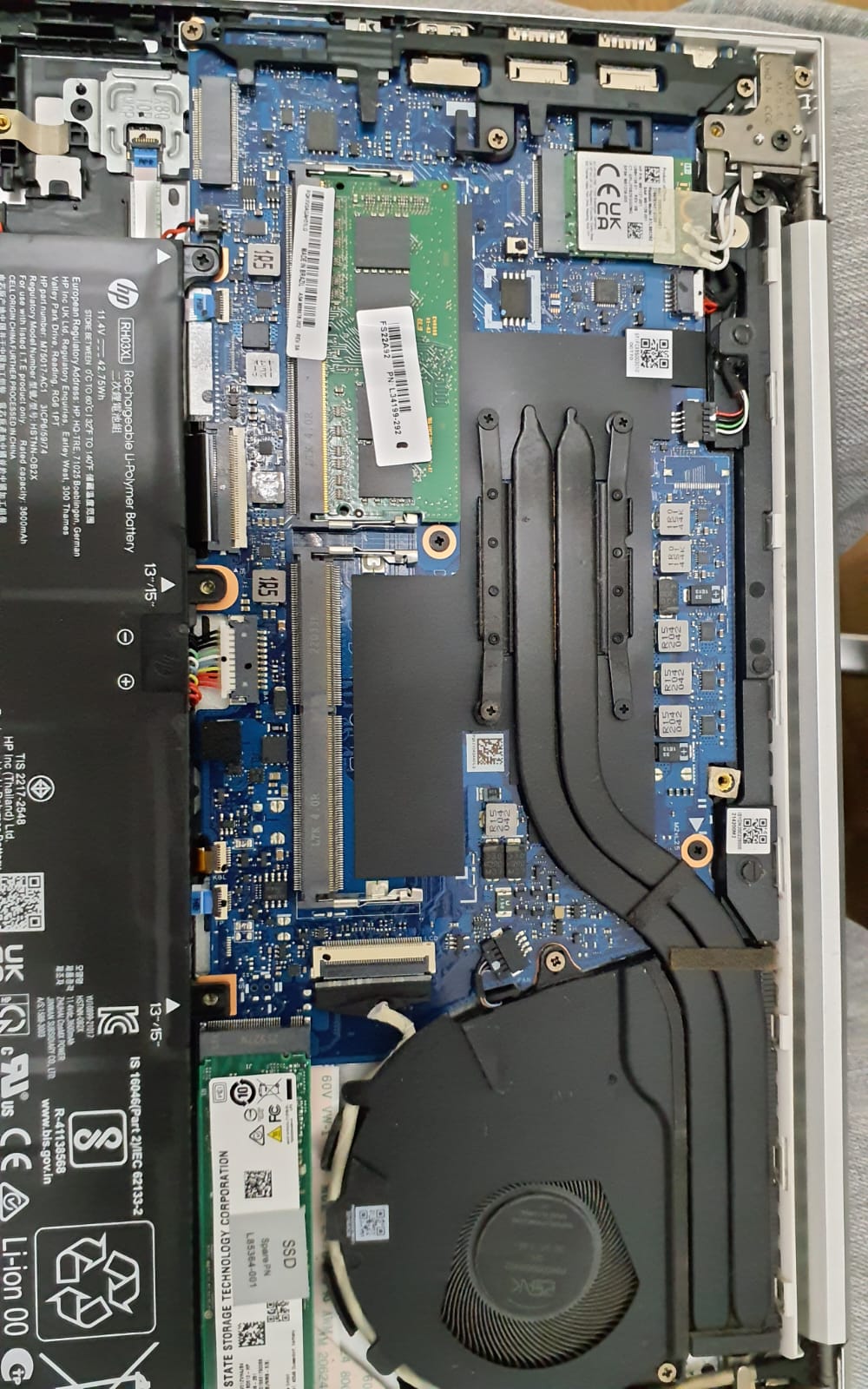 Notebook depois da limpeza interna